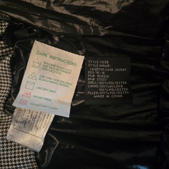 Obermeyer Women's Ski/Snowboard Jacket - Picture 10 of 14